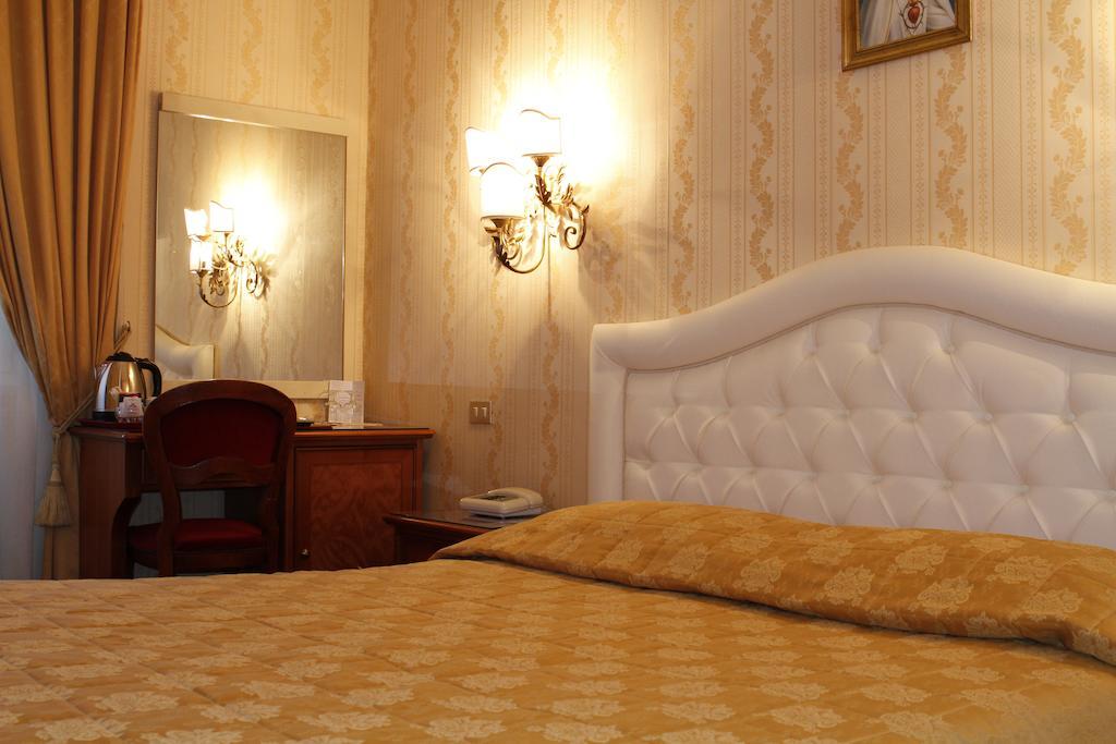 Hotel Eliseo 4*